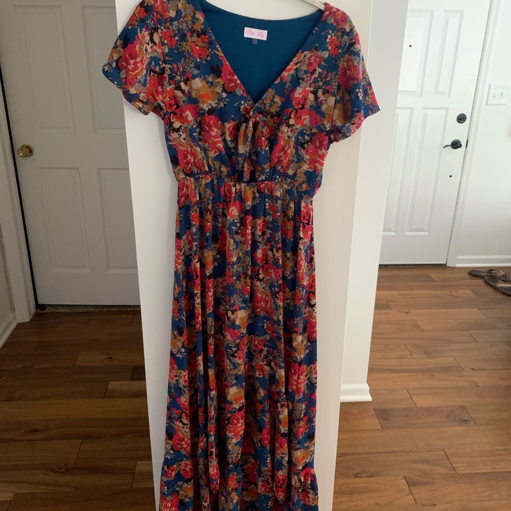 Pink Lily Blue Floral Maxi